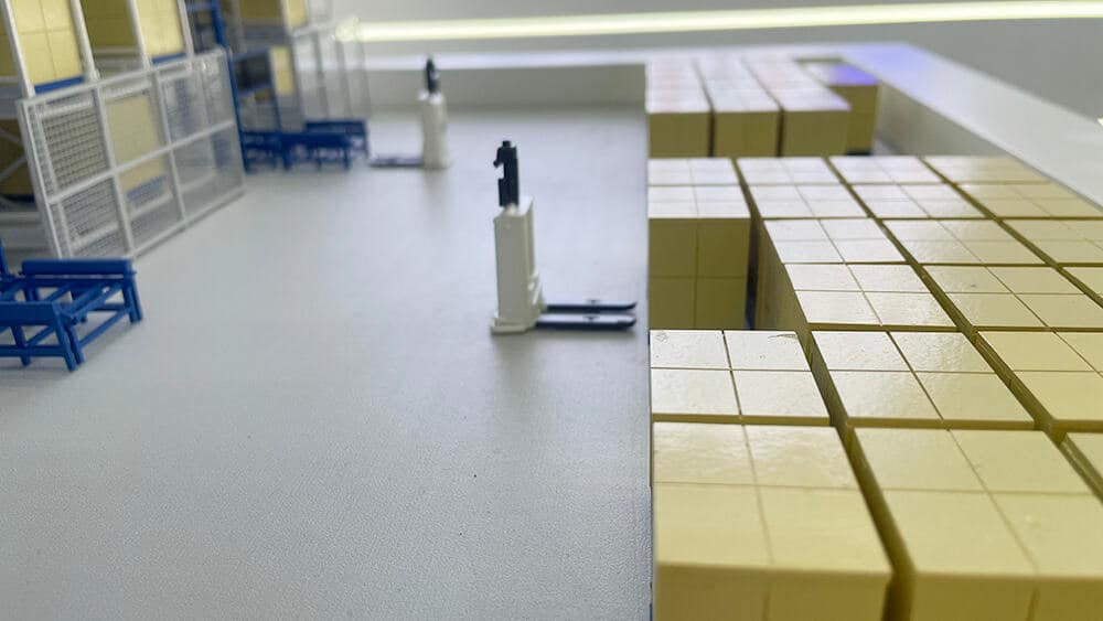 Zikoo Robotics Solution1：r Bot H Bot Smart Four Way Shuttle Sandbox3