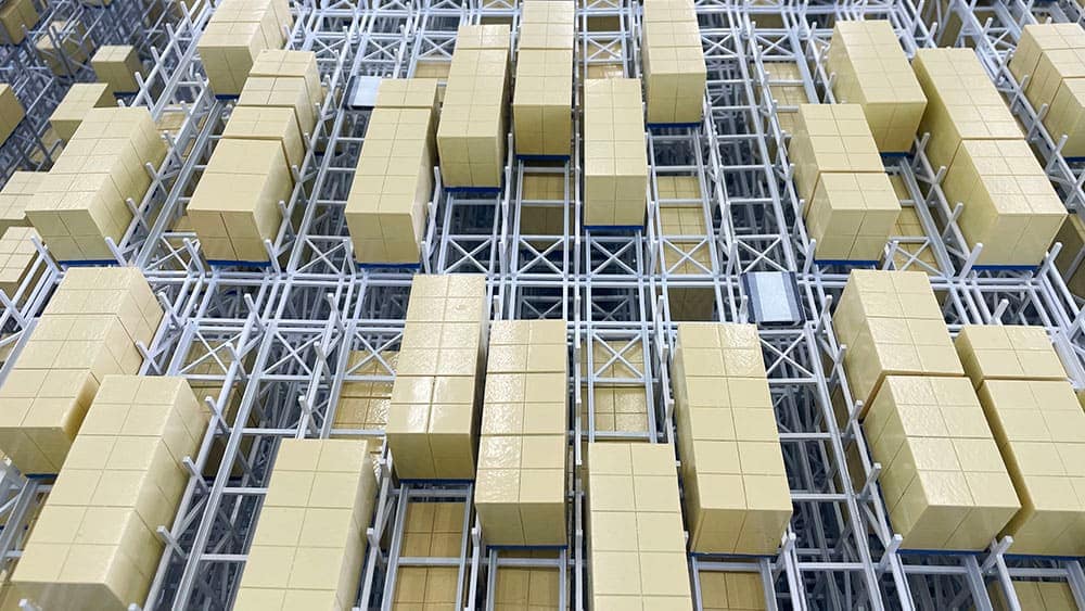 Zikoo Robotics Solution3：u Bot Omnidirectional Stacker Robot R Bot Smart Four Way Pallet Shuttle Sandbox2