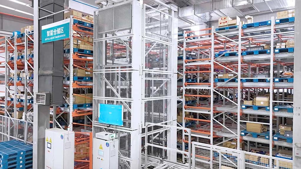 Zikoo Robotics four-way shuttle for dense storage and automated storage retrieval system in automatic 3D warehouse