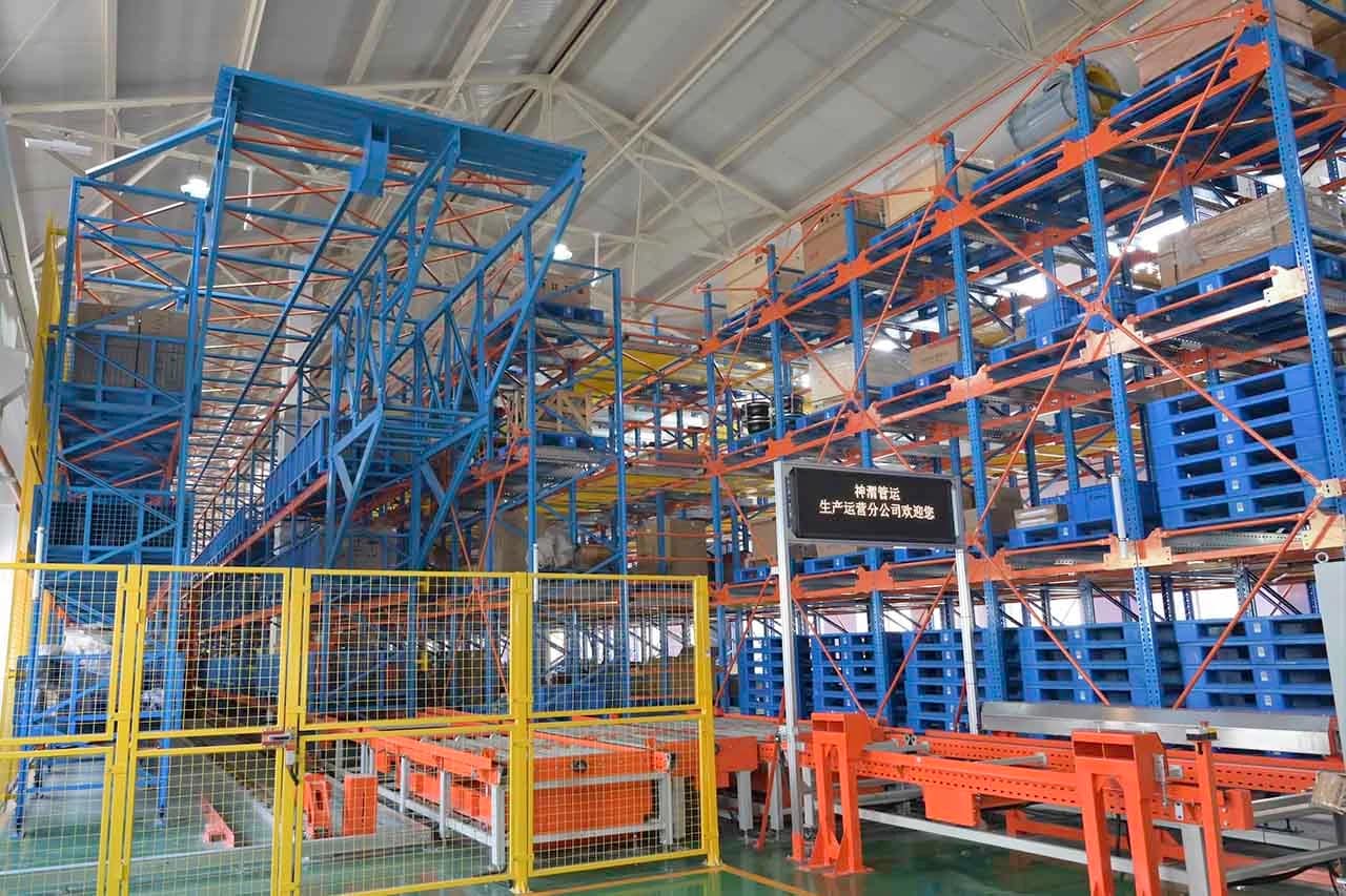 Zikoo Robotics Four Way Shuttle