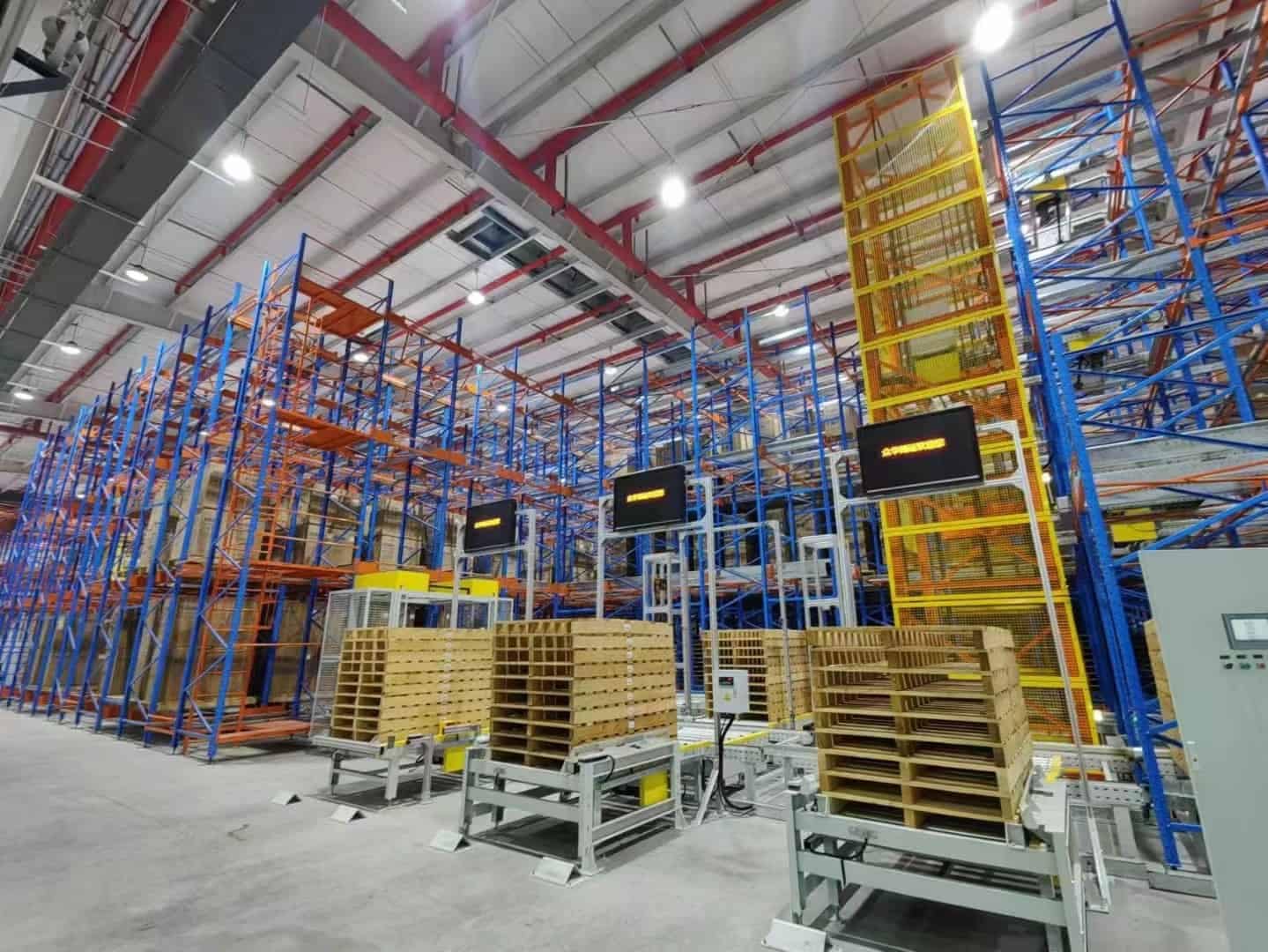 Zikoo Robotics R Bot Smart Four Way Pallet Shuttle Home Appliance Industry Shelf To Person6