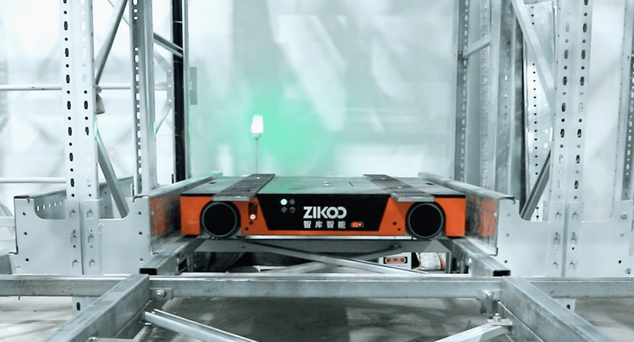 Zikoo Robotics R Bot Smart Four Way Pallet Shuttle Food Industry Dairy Giants Shelf To Person