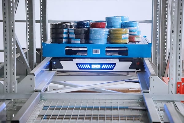 Four Way Shuttle: Maximizing Warehouse Efficiency and Throughput