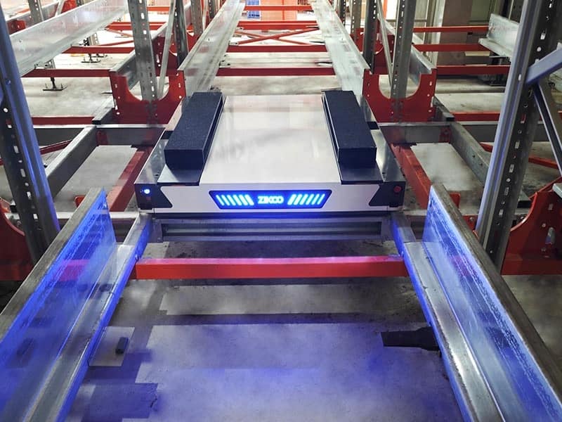 Transform Warehouse Efficiency with the Four-way Shuttle System